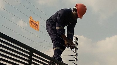 Electric fence installation.